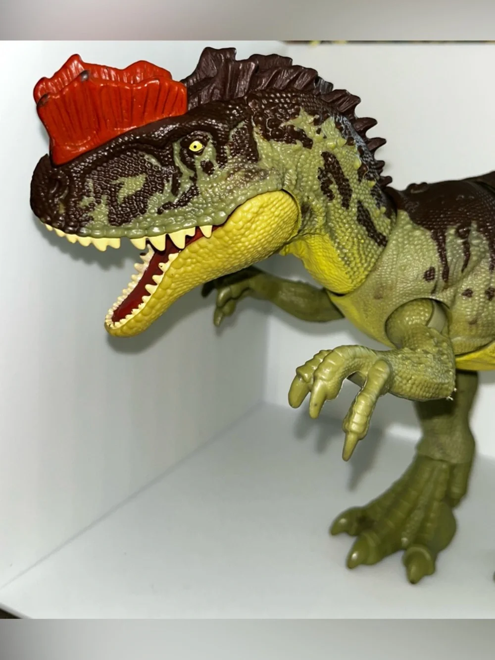 Jurassic World Dominion Massive Yangchuanosaurus 14.5” Action Figure